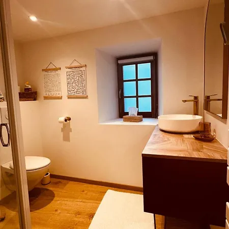 La Maison De Victoire Et Alix * Pontrieux